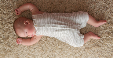 Important Baby milestones during 0-6 months