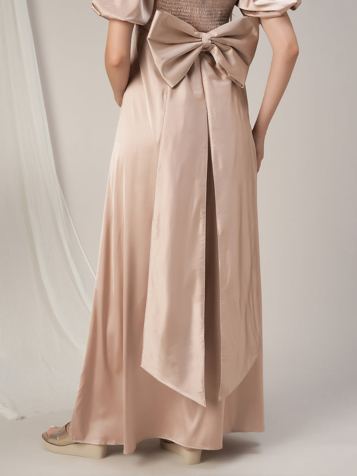Maternity Pleated Beige Satin Gown with Detachable Bow