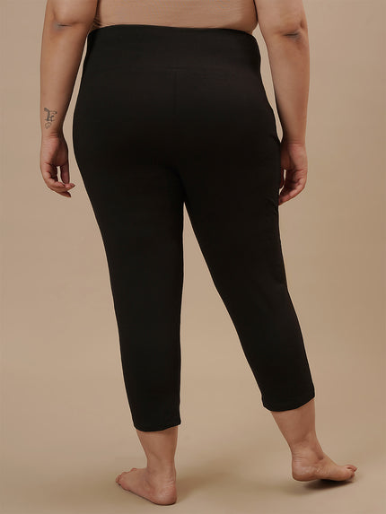 Black Plus Size Capri Pants