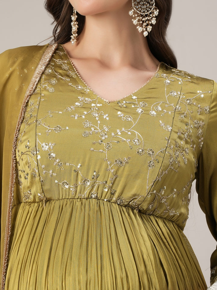 Green Embroidered Maternity & Nursing Kurta Set with Dupatta