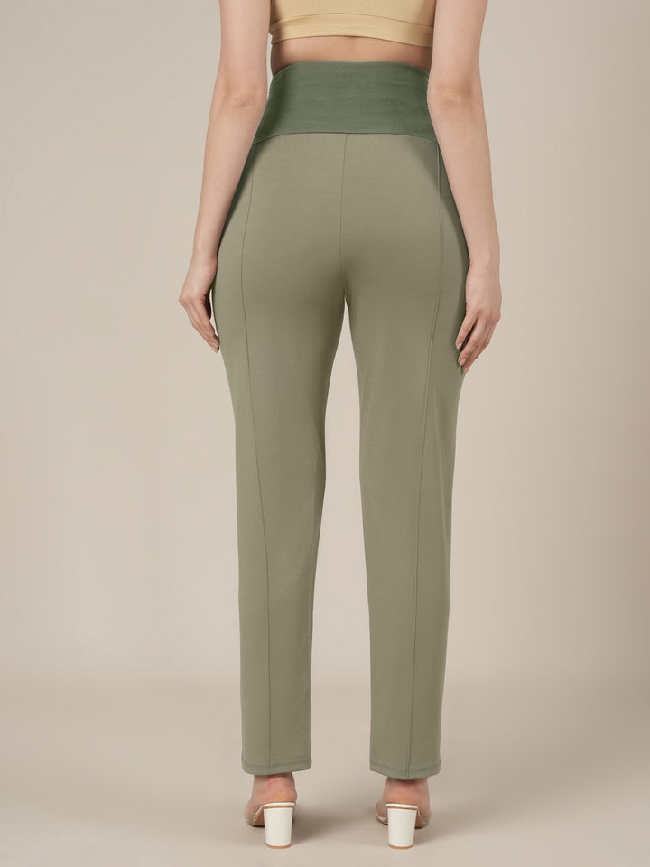 Maternity Pintuck Tapered Fit Pants-Green