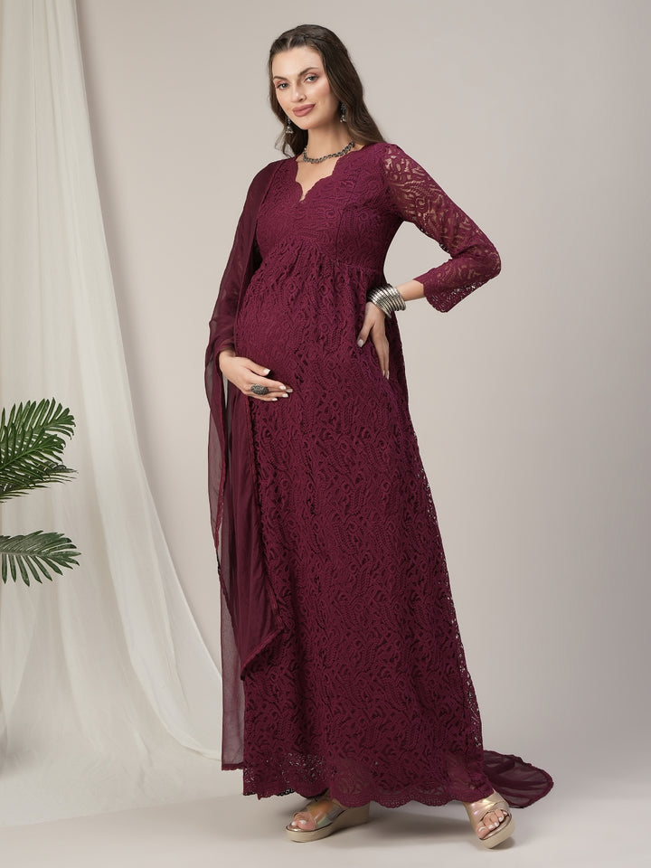 Maroon Scallop Lace Maternity & Nursing Kurta with Dupatta