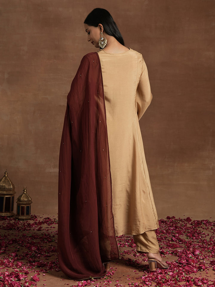 Maternity Kurta Set with Embellished Neckline