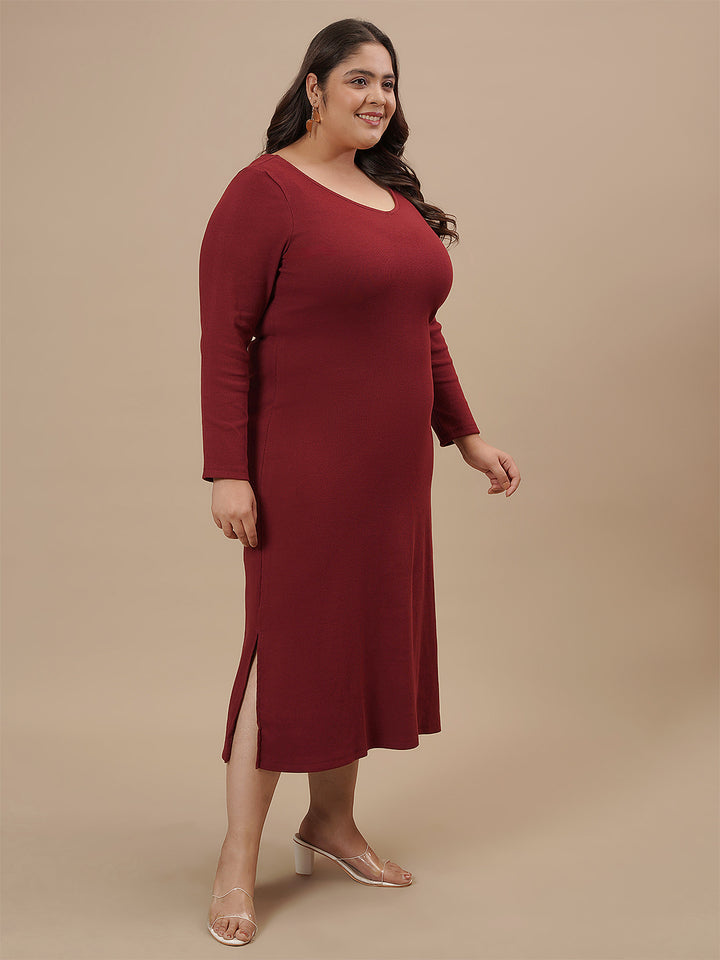 Plus-size woman in front right angle view wearing Red Plus Size Bodycon Maxi Dress with sleeveless cut and slim fit