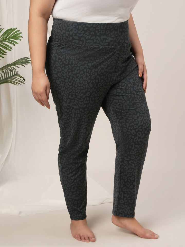 Women Plus Size High Rise Printed Leggings- Dark Grey