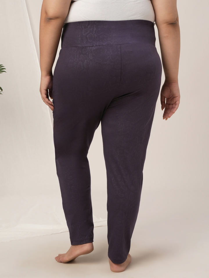 Women Plus Size High Rise Printed Leggings- Purple
