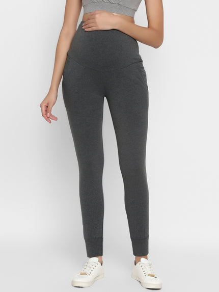 Maternity T-shirt & Joggers Set- White/Grey