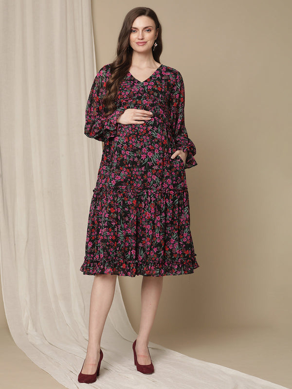 https://www.wobblywalk.com/cdn/shop/products/black-maternity-one-piece-dress1_600x.jpg?v=1682534568
