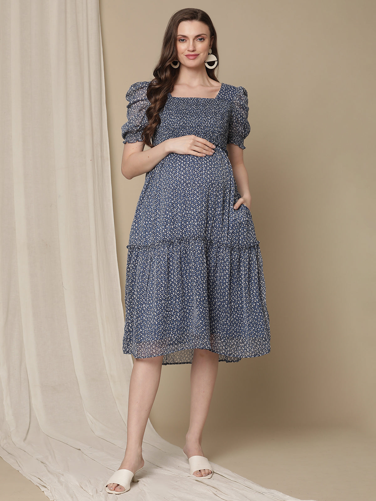 Comfortable Square Neck Elastic Maternity Dress with A-line Pattern -  Feeding Option Included - Suitable for Pregnancy Period | Mommies Maternity  Wear