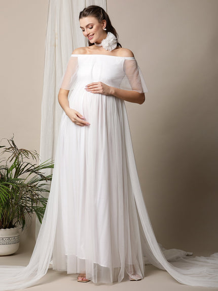Off shoulder photoshoot gown