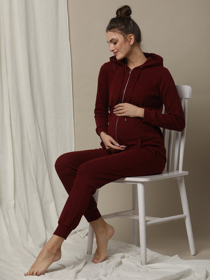 Ribbed Maternity Pull-On Jogger Pants- Burgundy
