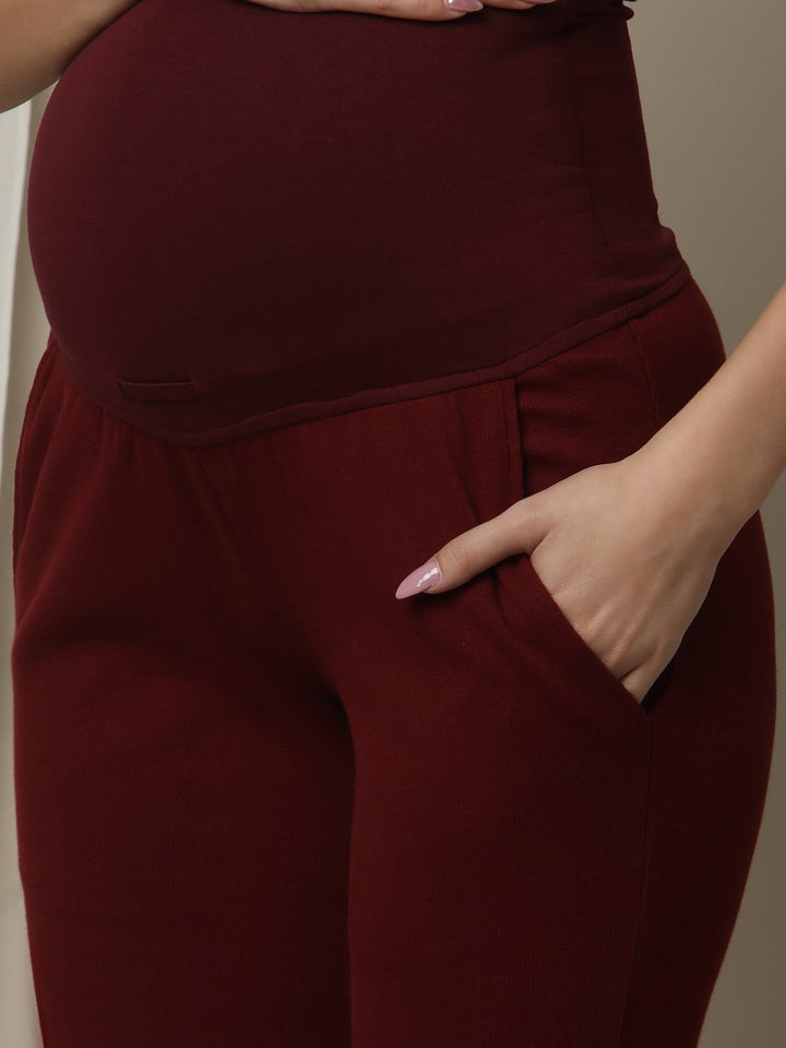 Ribbed Maternity Pull-On Jogger Pants- Burgundy